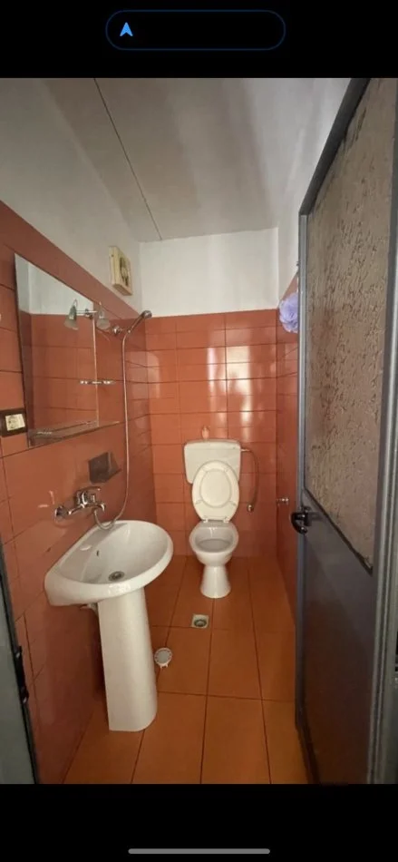Tirane, jepet me qera apartament 1+1 Kati 1, 50 m² 270 € (Don Bosko)