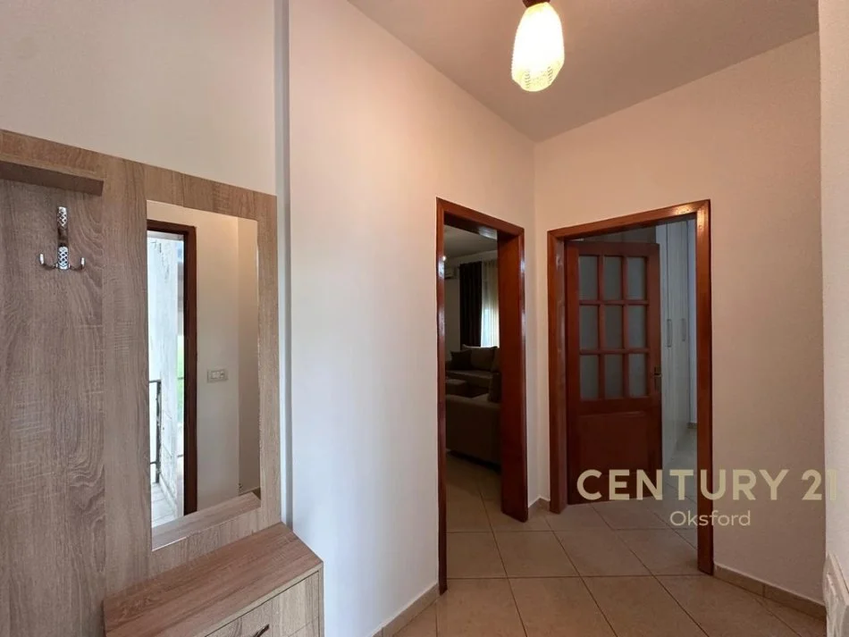 Tirane, jepet me qera apartament 1+1 Kati 5, 60 m² 500 € (Ferit Xhajko)