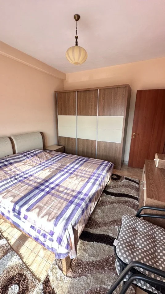 Tirane, jepet me qera 2+1 Kati 5, 86 m² 550 € (Dritan Hoxha)
