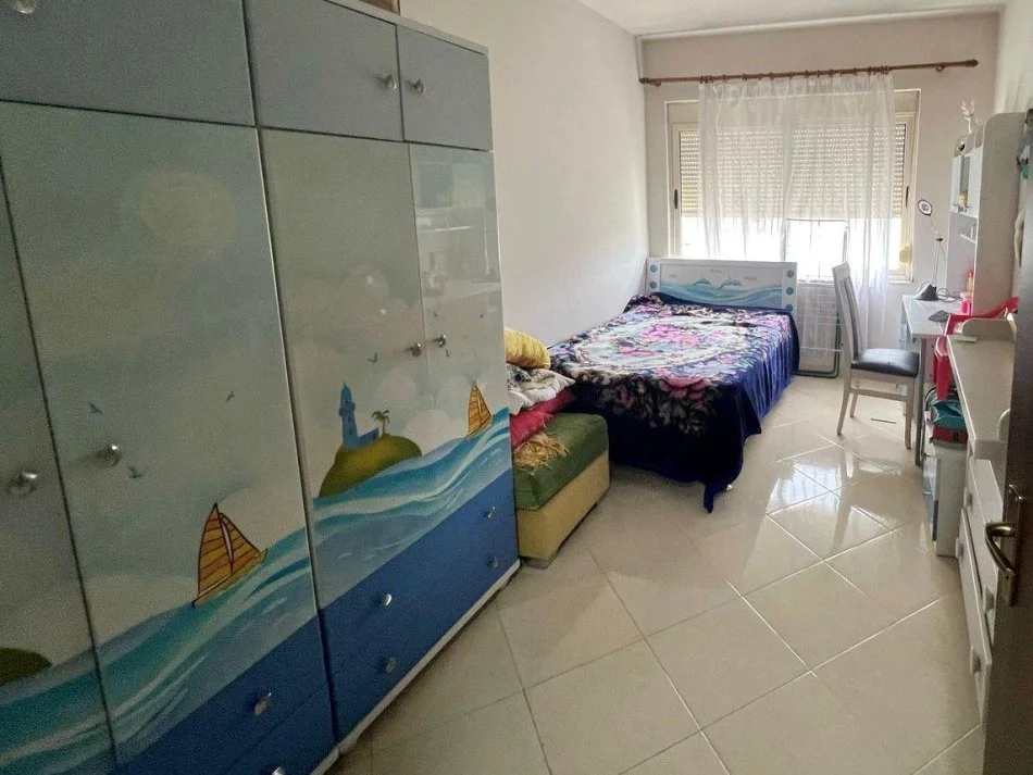 Tirane, jepet me qera apartament 2+1 Kati 6, 100 m² 480 € (Astir)