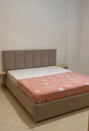 Tirane, jepet me qera apartament 2+1 Kati 8, 460 m² 460 € (Astir)