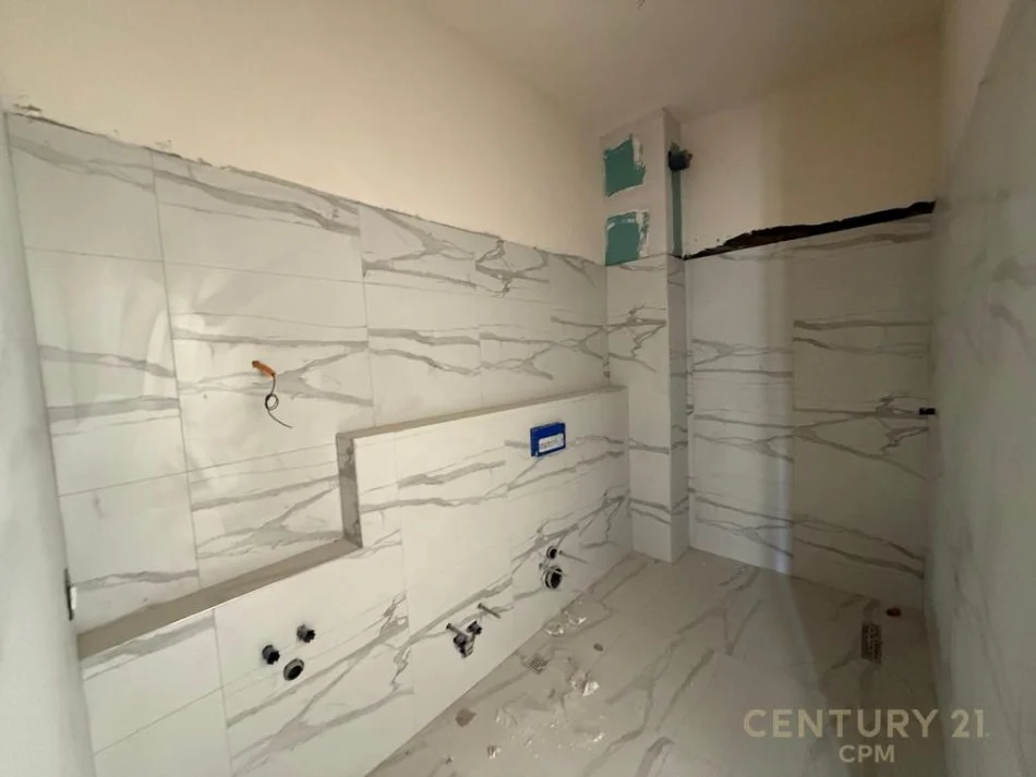 Tirane, shes apartament+verande | Penthouse 2+1 Kati 2, 124 m² 188.000 € (porta tirana e re)