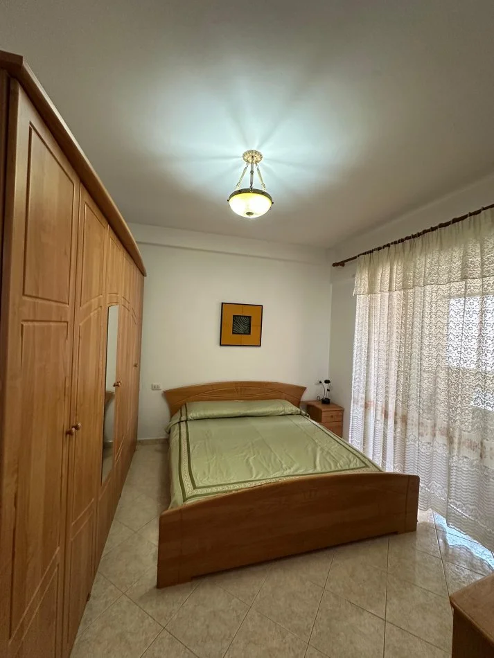 Tirane, jepet me qera apartament 1+1 Kati 8, 75 m² 550 € (Don Bosko)