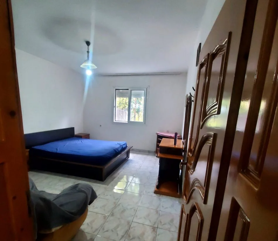 Tirane, jepet me qera apartament 1+1 Kati 1, 57 m² 250 € (Siri Kodra)
