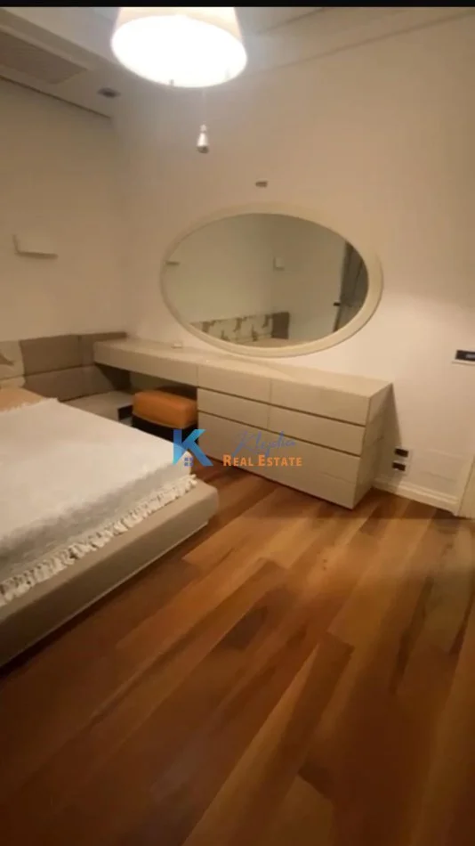 Tirane, jap me qera apartament 1+1+Aneks+Ballkon Kati 2, 75 m² 700 € (Rruga Qemal Stafa, afer Shkolles se Kuqe)