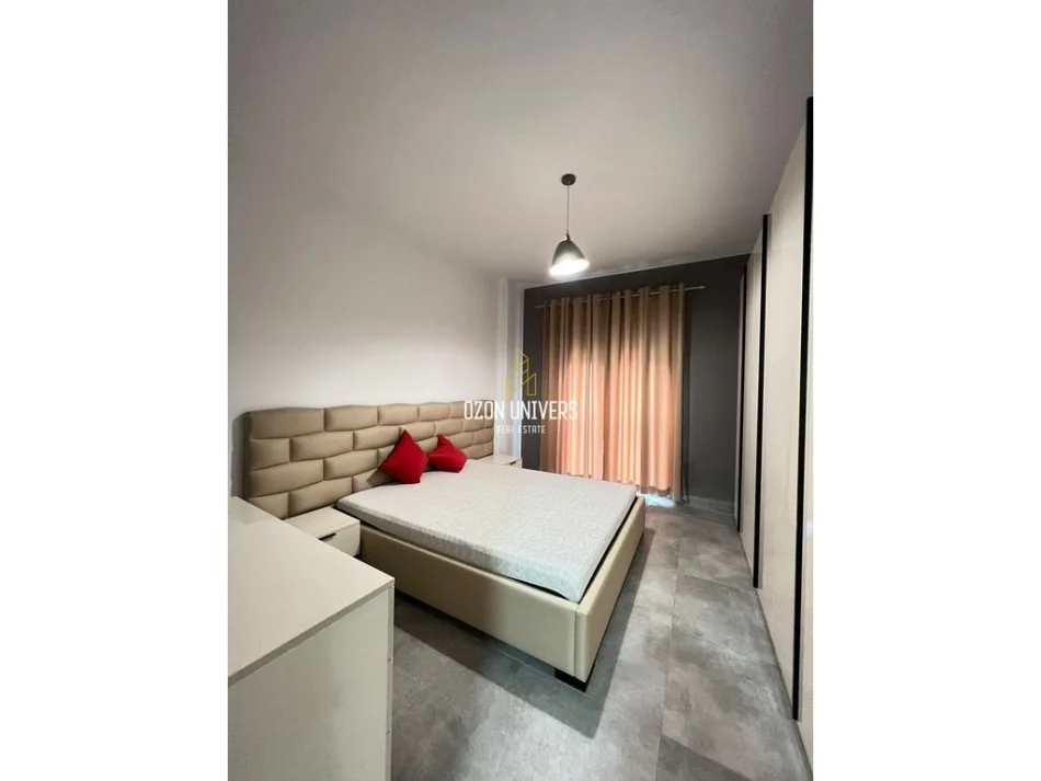 Tirane, jepet me qera apartament 1+1+Ballkon Kati 3, 71 m² 450 € (Green City Residence, Astir)