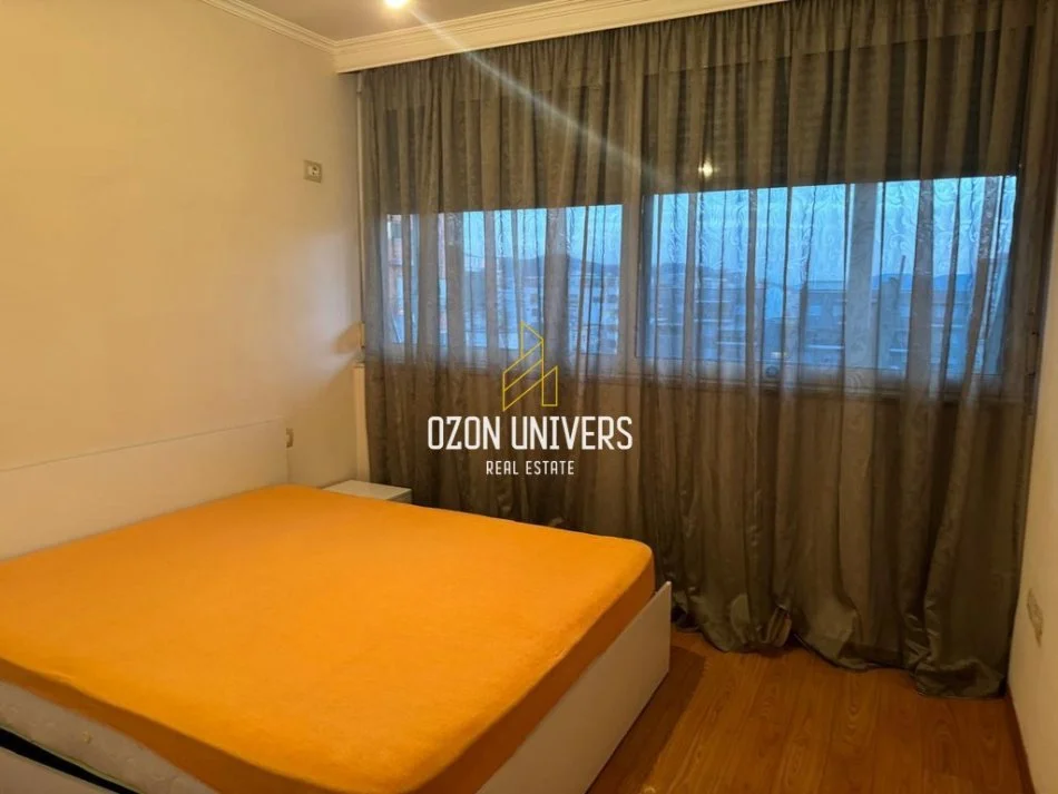 Tirane, jepet me qera apartament 1+1+Ballkon Kati 6, 70 m² 550 € (21 Dhjetori)