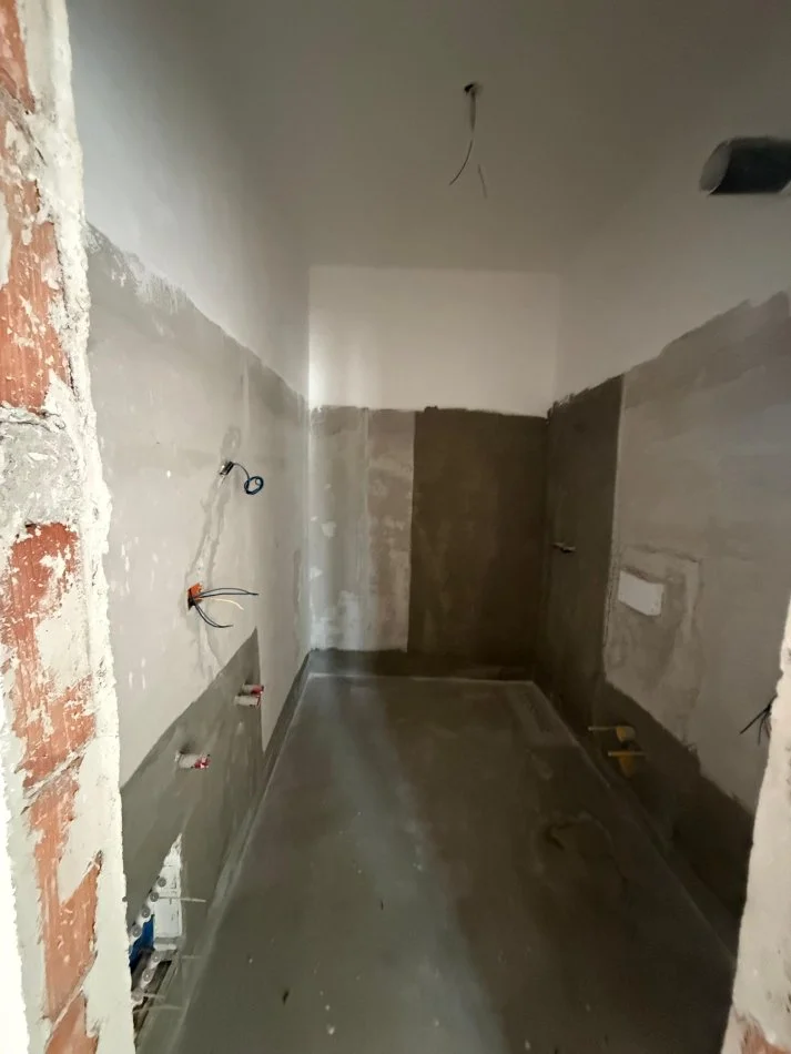 Tirane, shitet apartament 1+1+Ballkon Kati 3, 71 m² 185.000 € (Bulevardi Gjergj Fishta)