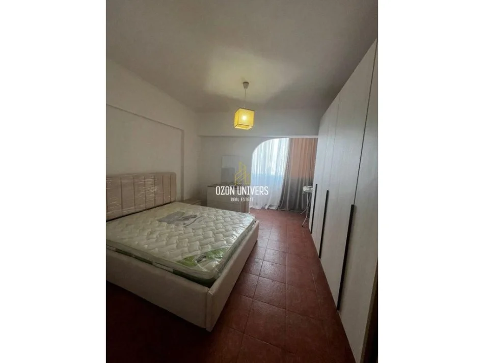 Tirane, jepet me qera apartament 2+1 Kati 9, 85 m² 650 € (Komuna e Parisit)