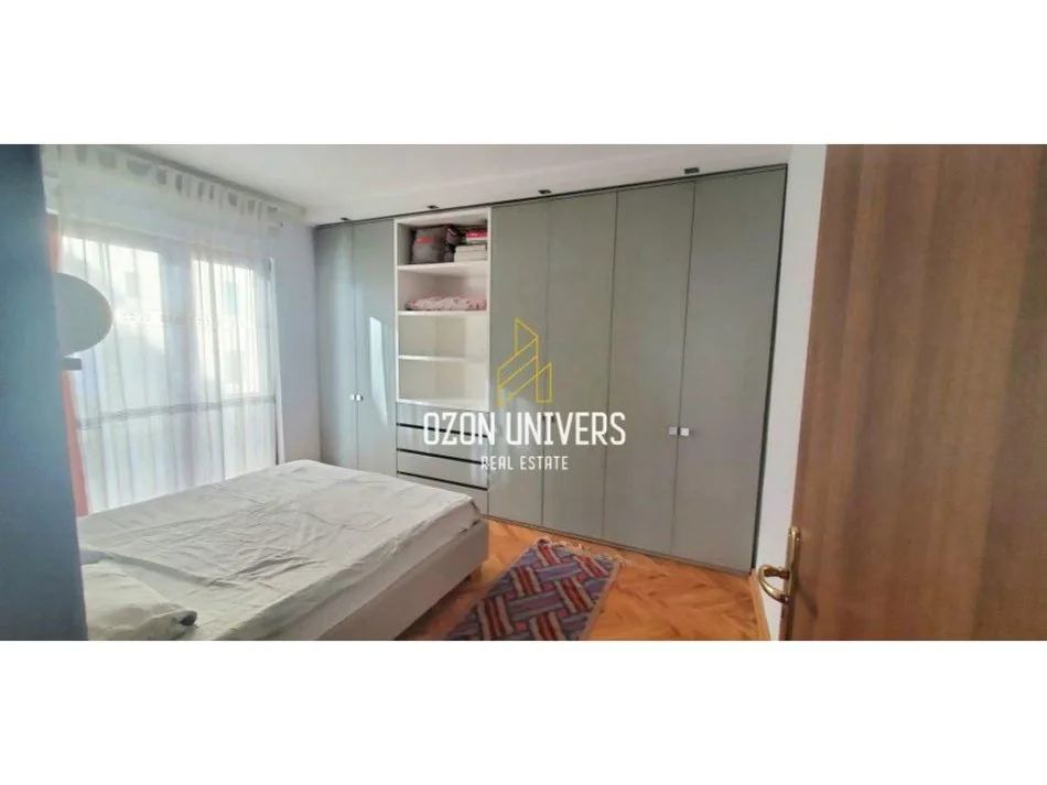 Tirane, jepet me qera apartament 1+1 Kati 6, 65 m² 550 € (Myslym Shyr)