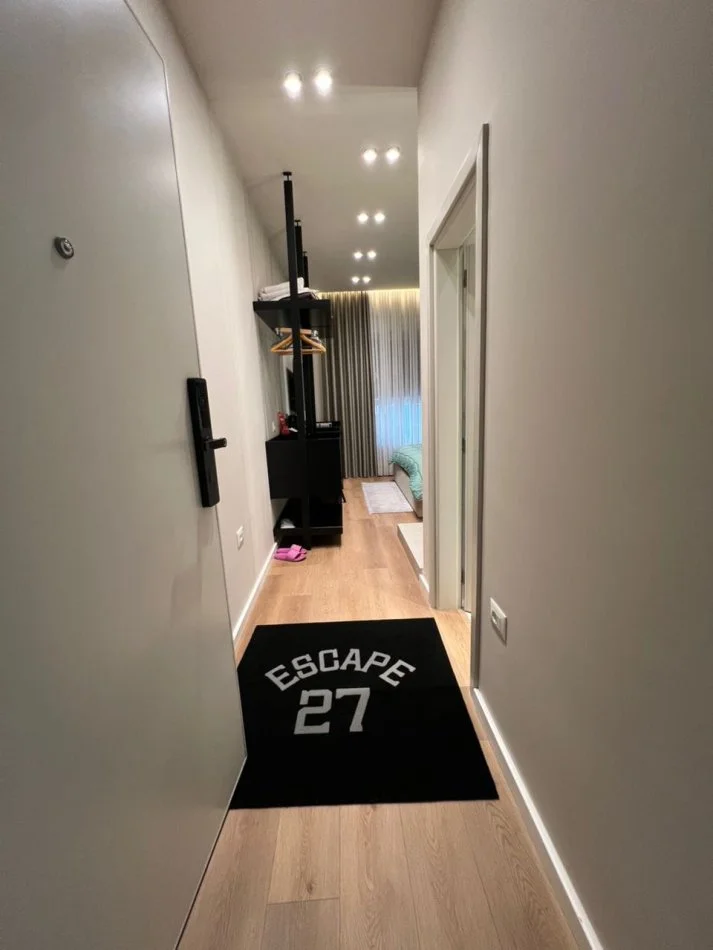 Tirane, shitet garsoniere 1+1 Kati 1, 29 m² 65.000 € (tek Kompleksi Mangalem)