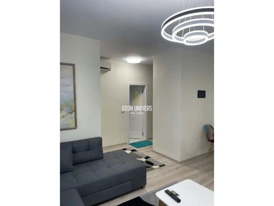 Tirane, jepet me qera apartament 1+1+Ballkon Kati 8, 70 m² 1.000 € (Rruga e Kosovarëve Tirana, Albania)