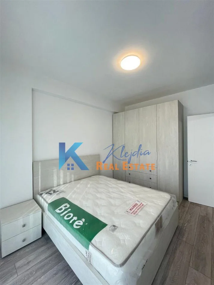 Tirane, jap me qera apartament 2+1+Ballkon Kati 4, 72 m² 650 € (LIQENI I THATE TE KOMPLEKSI GREEN TERRACE)