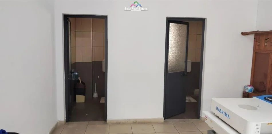 Tirane, jepet me qera magazine Kati 0, 900 m² 3.150 € (tek Ish Fabrika e Qelqit)