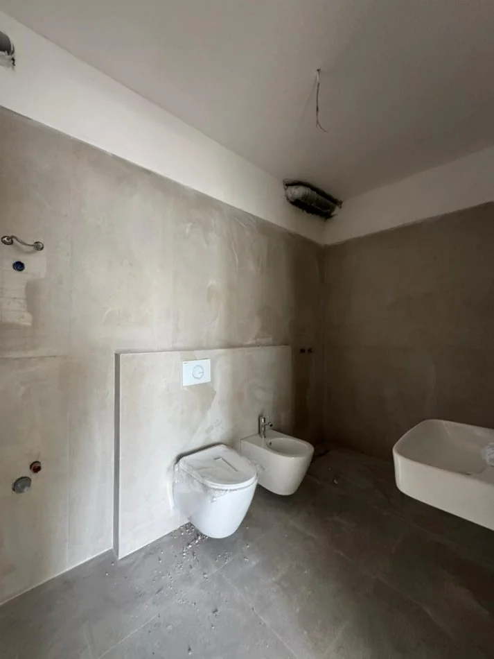 Shitet apartament 2+1 Kati 6, 84 m² 97.000 € (Univers City)