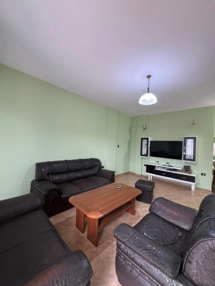 Apartament 2+1 Kati 3, 90 m² 350 € (Kombinat)