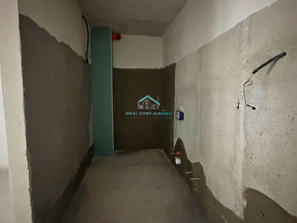 shitet apartament+verande | Penthouse 3+1+Aneks+Ballkon Kati 3, 780.000 € (vlore)