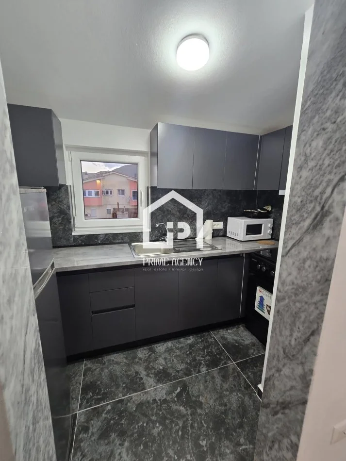 Pogradec, shitet apartament 1+1+Aneks+Ballkon Kati 9, 96 m² 100.000 € 