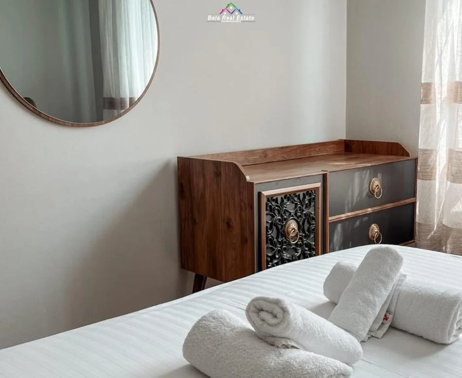 Tirane, jepet me qera apartament 1+1 Kati 6, 60 m² 520 € (Rruga 5 Maj)