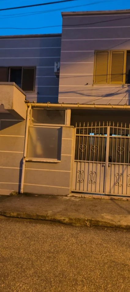 Shqiperi, jepet me qera Vile 1+1+Ballkon Kati 1, 45 m² 230 € (BUDI)