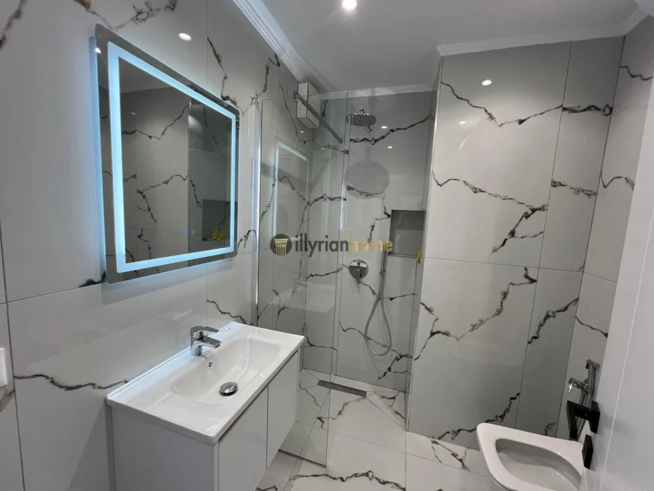 Tirane, shitet apartament 1+1 Kati 4, 40 m² 91.000 € (Ali Demi)