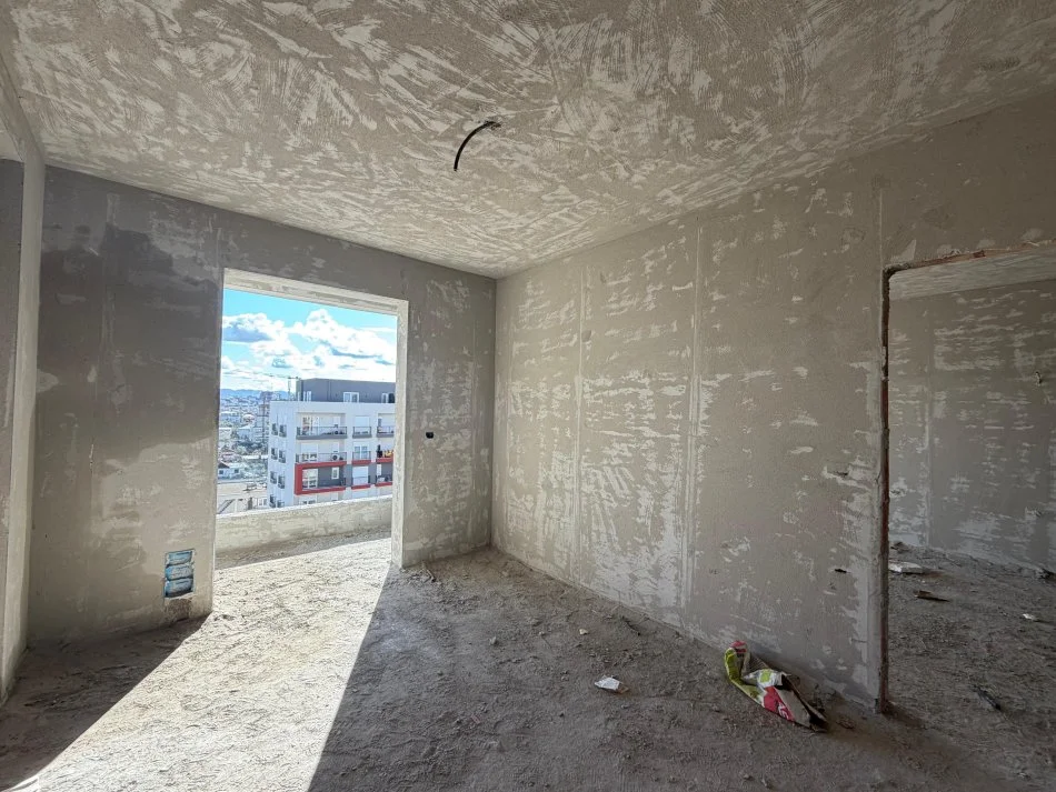 Tirane, shitet apartament 1+1+Ballkon Kati 8, 67 m² 53.700 € (Rrethi Ullirit, Kamez)