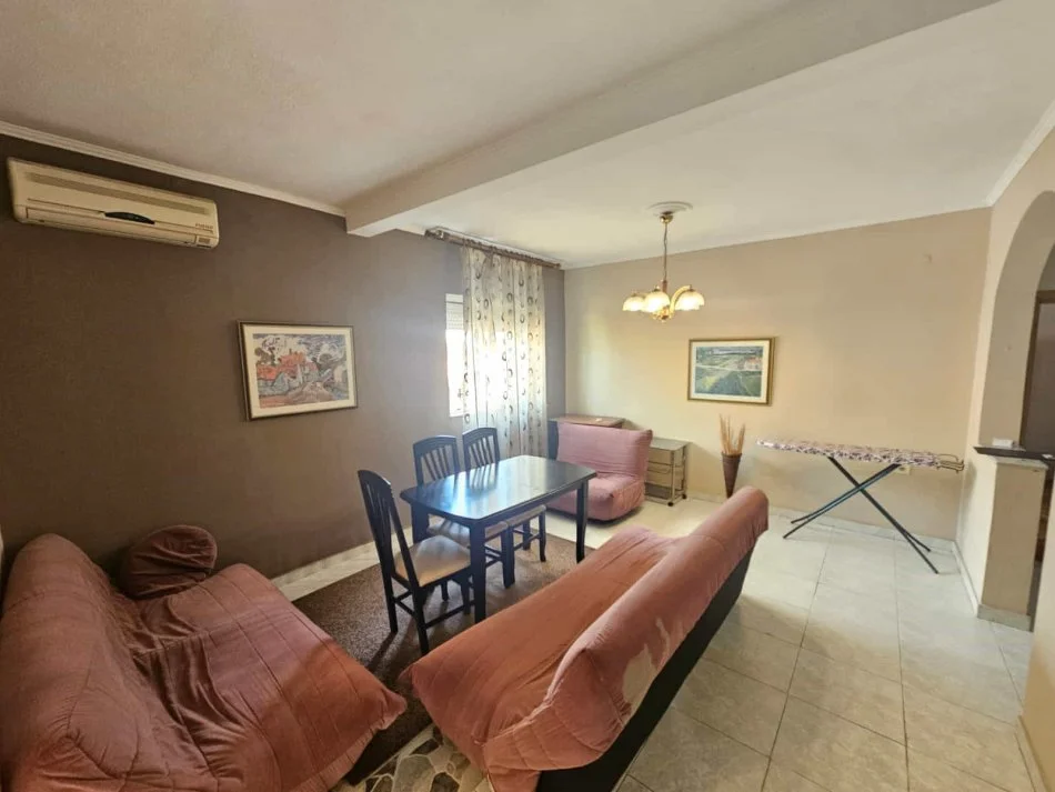 Tirane, shes apartament 2+1 Kati 4, 75 m² 177.000 € (bulevardi zogu i pare)