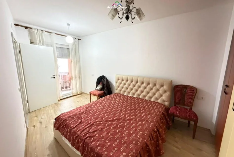 Tirane, jepet me qera apartament 1+1 Kati 2, 65 m² 570 € (Rruga Frosina Plaku)