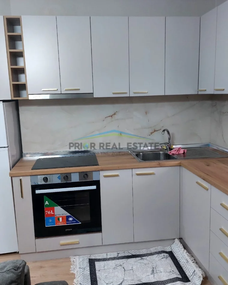 Tirane, jepet me qera apartament 2+1 Kati 4, 80 m² 60.000 All  (21 Dhjetori)