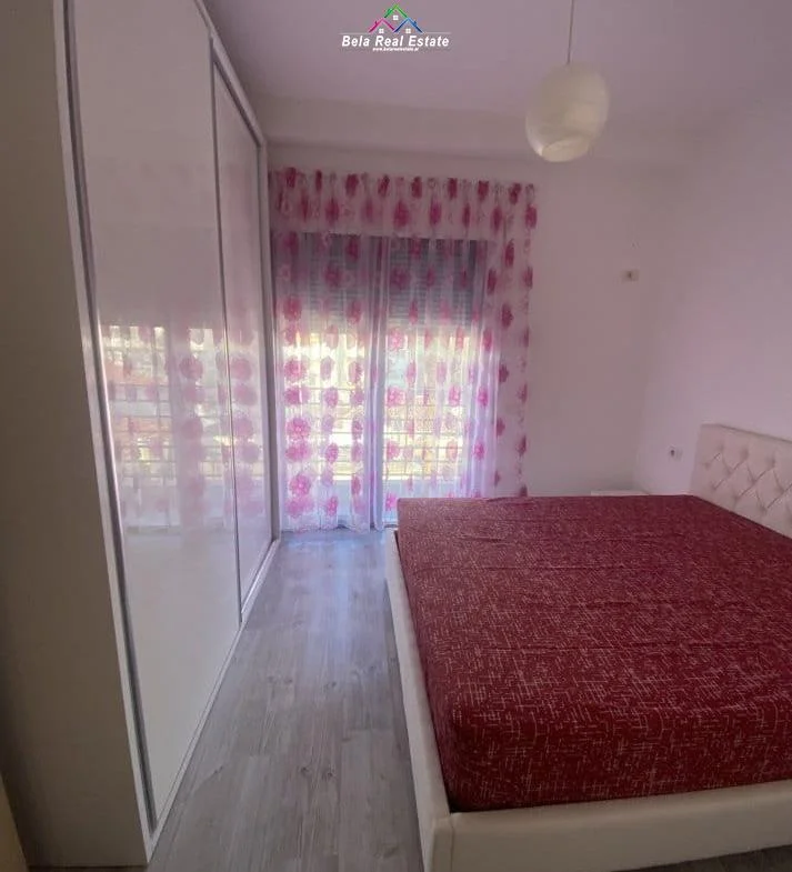 Tirane, jepet me qera apartament 2+1 Kati 3, 86 m² 750 € (Rruga Qemal Stafa)