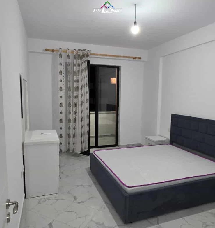 Tirane, jepet me qera apartament 1+1 Kati 7, 74 m² 470 € (Rruga Sokrat Miho)