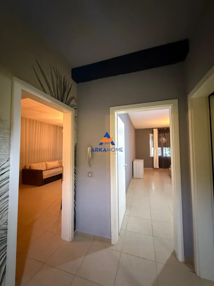 Tirane, shitet apartament 2+1+Ballkon Kati 3, 106 m² 233.000 € 