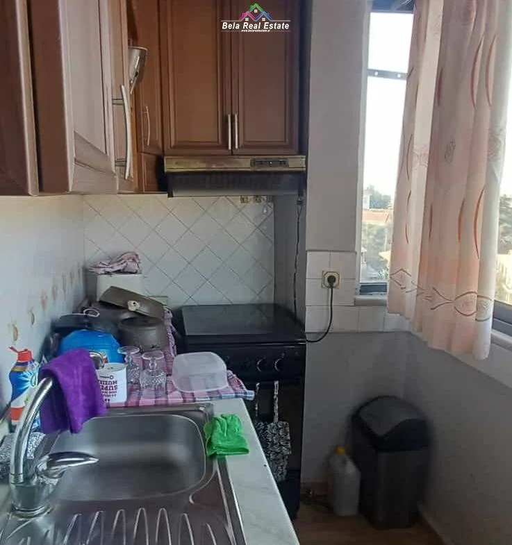 Tirane, shes apartament 1+1 Kati 6, 54 m² 87.000 € (Rruga Riza cuka)