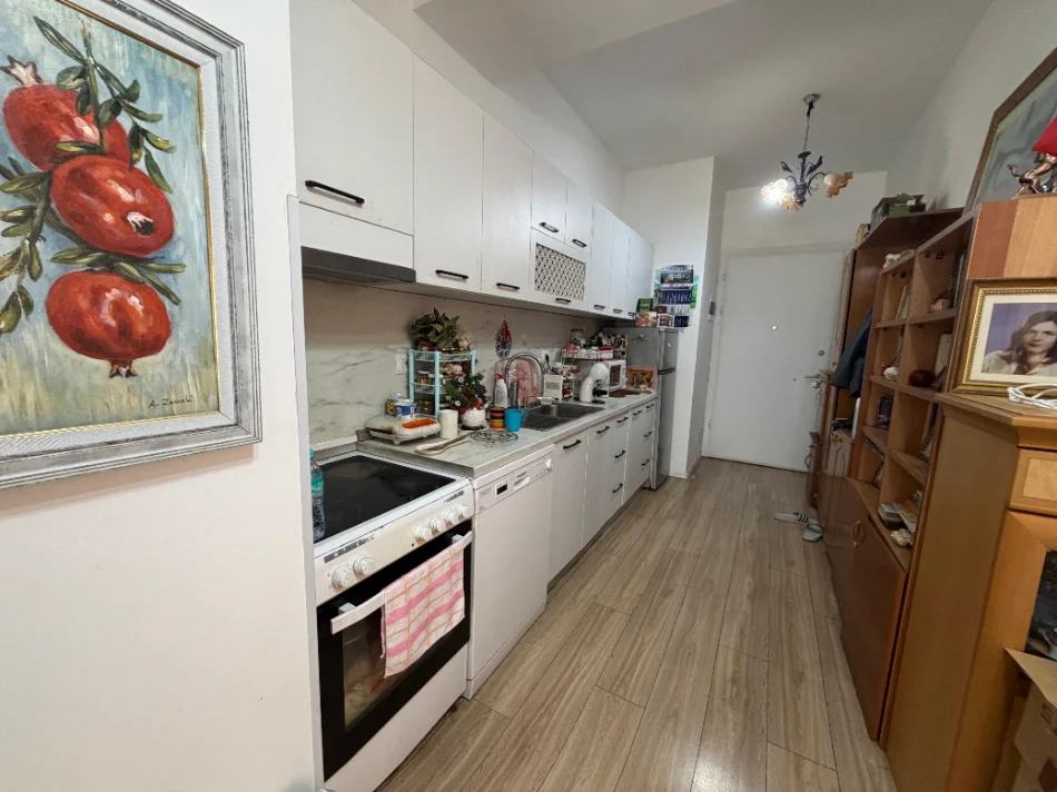 Tirane, shitet apartament 2+1+Ballkon Kati 2, 83 m² 145.000 € (Kompleksi Mangalem)