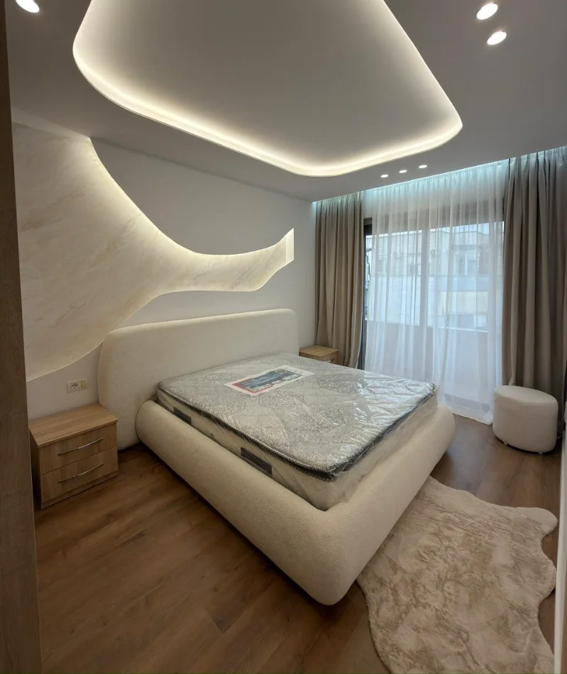 Tirane, shitet apartament 1+1 , 59 m² 125.000 € 