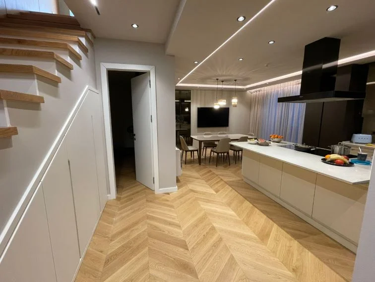 Tirane, shitet Vile , 270 m² 1.000.000 €