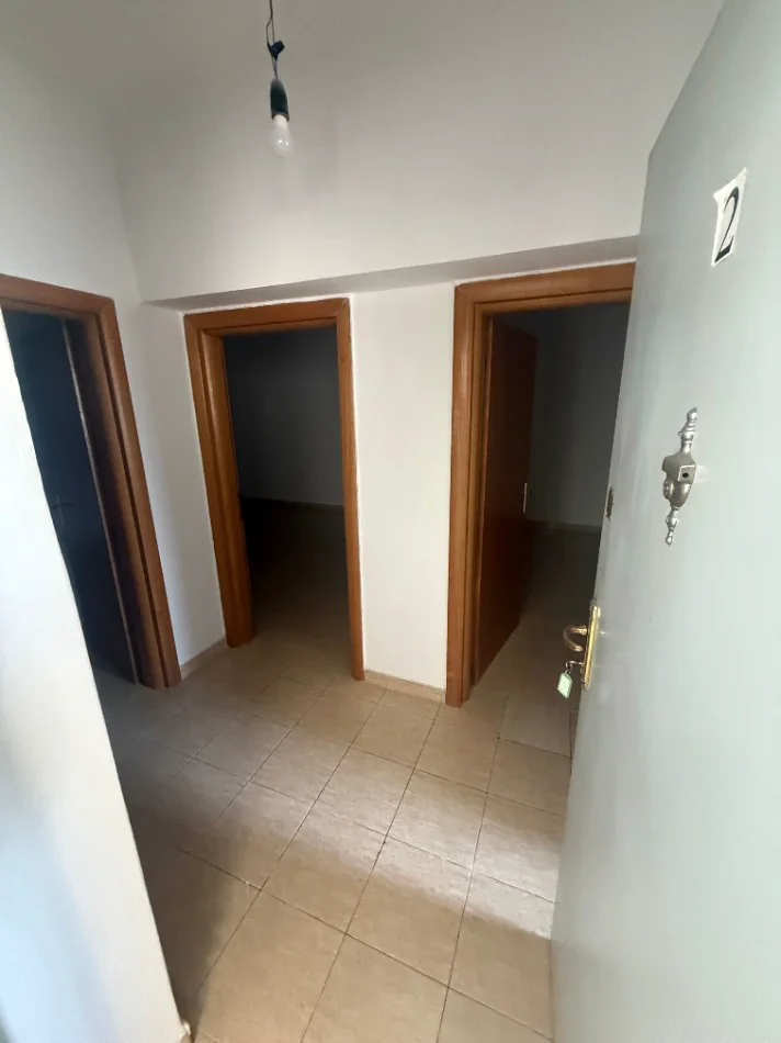 Tirane, shes apartament 2+1 Kati 1, 56 m² 164.800 € (Rruga Arkitekt Kasemi)