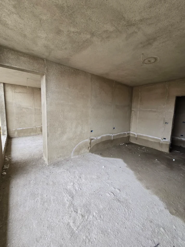 Tirane, shitet apartament 1+1 Kati 2, 81 m² 145.800 € 