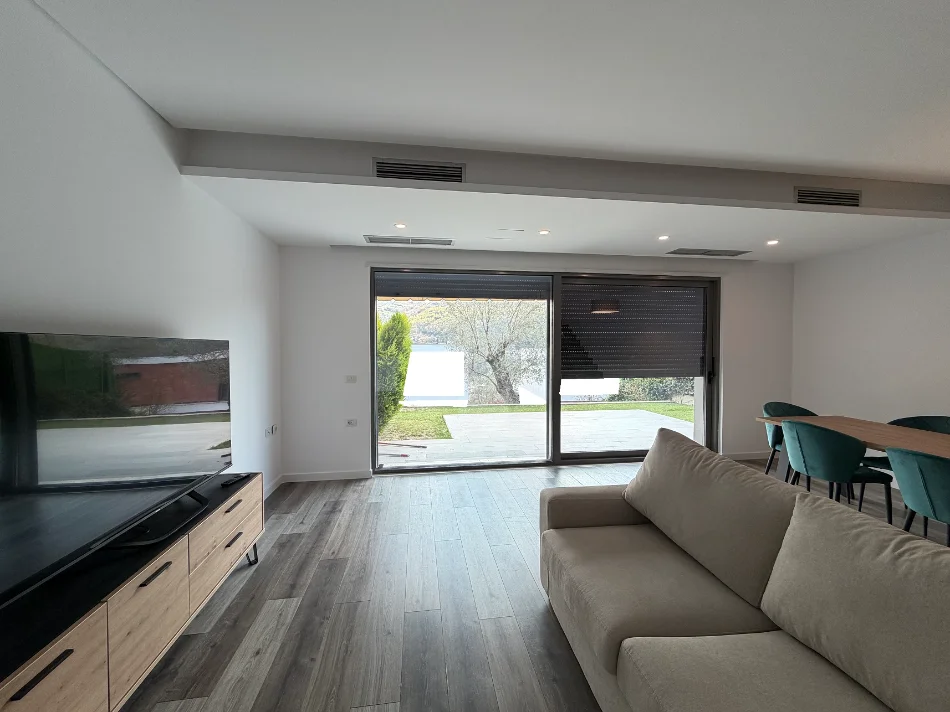 Tirane, jepet me qera 3 Katshe Kati 0, 350 m² 2.500 € (TEG - Mullet)