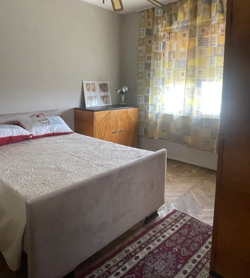 Tirane, jepet me qera apartament 1+1+Aneks+Ballkon Kati 4, 80 m² 550 € (Rr.Ferit Xhajko/Perballe Ish Restorant Durresit)
