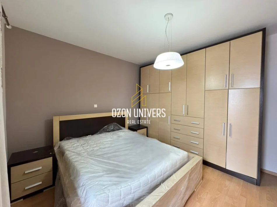 Tirane, jepet me qera apartament 2+1+Ballkon Kati 7, 127 m² 1.000 € (Komuna e Parisit)