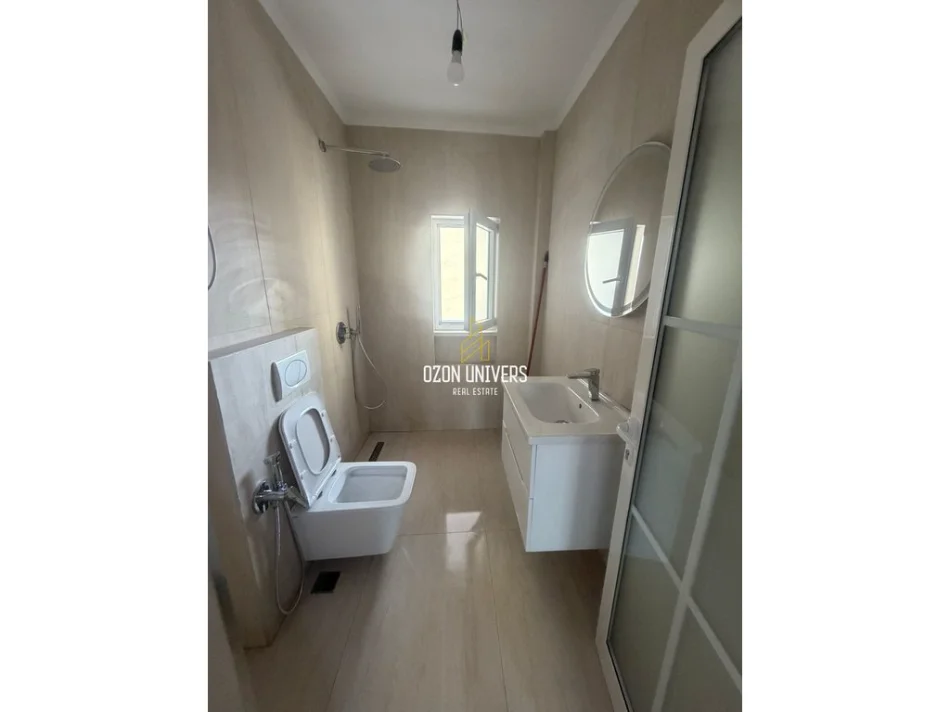 Tirane, shitet apartament 1+1 Kati 5, 54 m² 98.000 € (Porcelan)