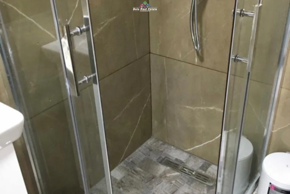 Tirane, jepet me qera apartament 1+1 Kati 2, 60 m² 480 € (Rruga Kongresi i Manastirit)