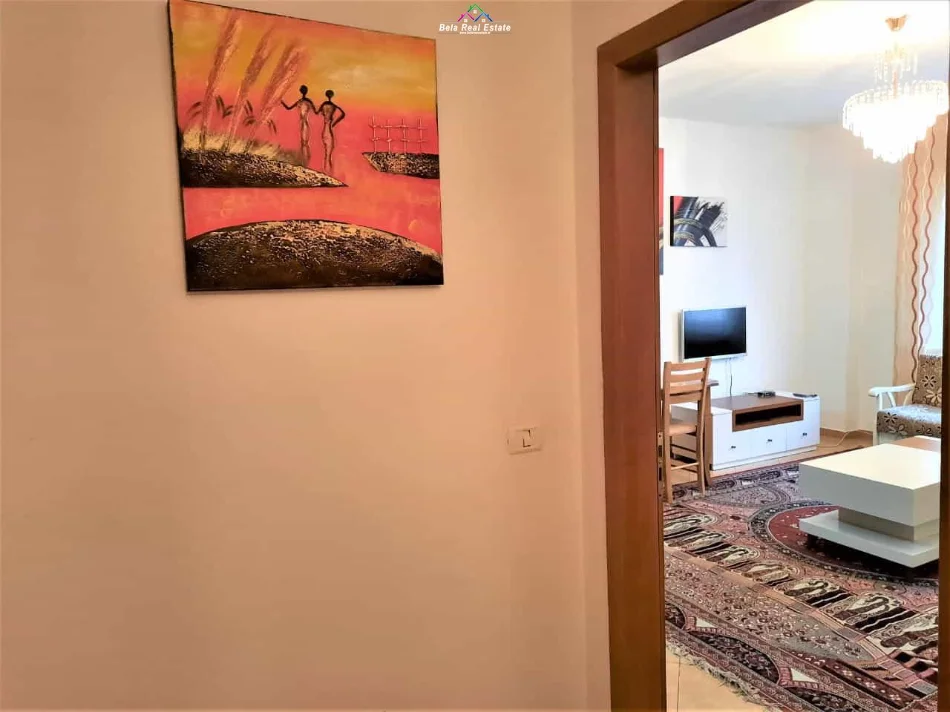 Tirane, shes apartament 1+1+Ballkon Kati 4, 66 m² 126.000 € (5 maji)