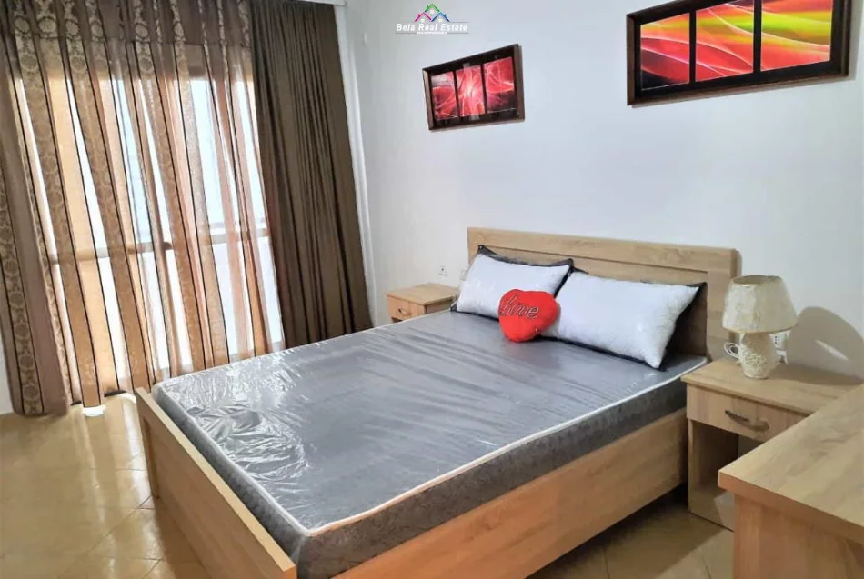 Tirane, shitet apartament 1+1 Kati 4, 66 m² 126.000 € (5 Maji)