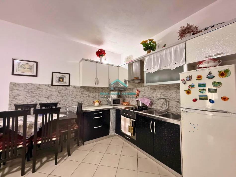 Vlore, shitet apartament 2+1+Ballkon Kati 7, 83 m² 135.000 € (Ish- Kombinati, vlore)