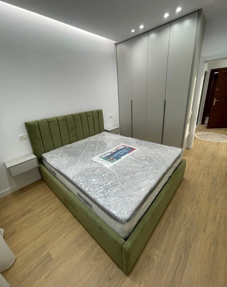 Tirane, shitet apartament 1+1 , 55 m² 111.000 € 