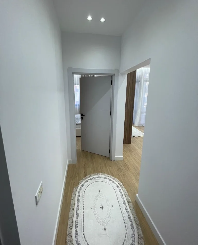 Tirane, shitet apartament 1+1 , 55 m² 111.000 € 