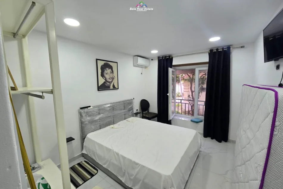 Tirane, jepet me qera apartament 1+1 Kati 1, 55 m² 500 € (Rruga Siri Kodra)