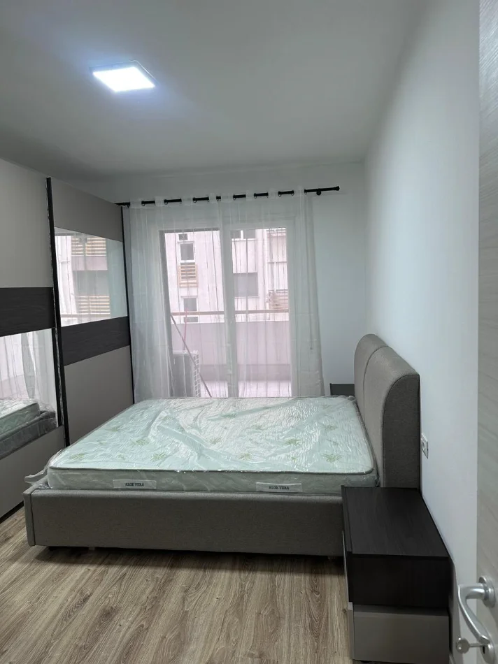Tirane, jepet me qera apartament 1+1+Ballkon Kati 1, 70 m² 600 € (Rruga "Dritan Hoxha")